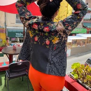 Johnny Wash Mono Blazer!  fits me big